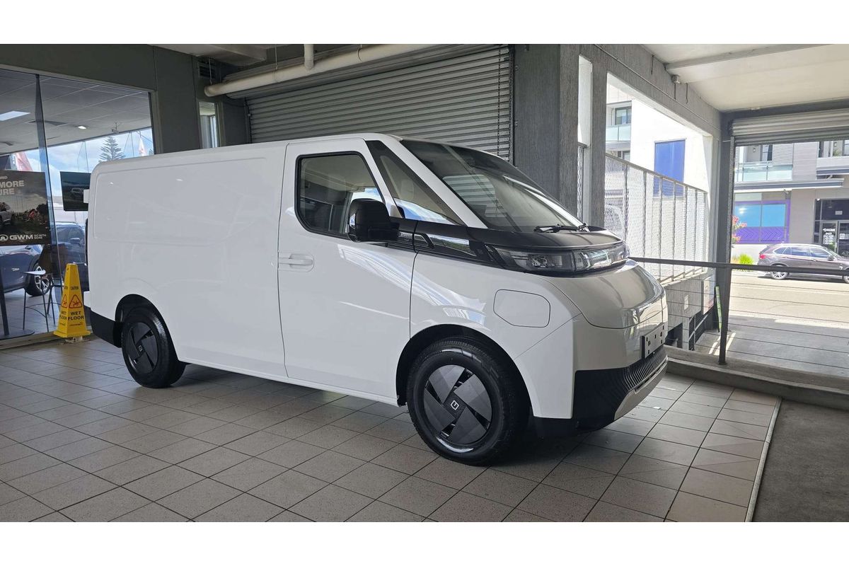 2026 Farizon SuperVan SWB Low Roof