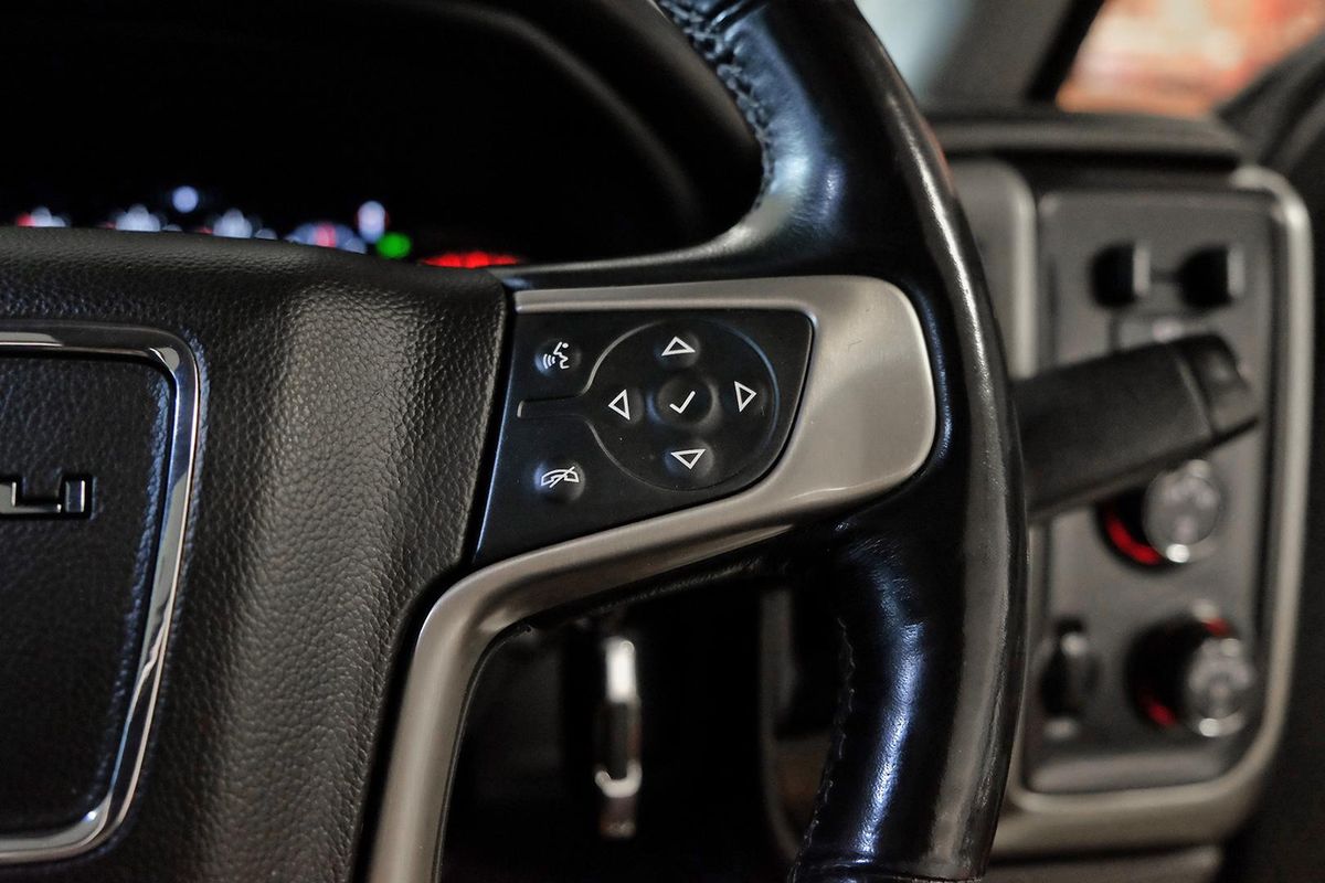 2016 GMC Sierra 2500HD Denali 4X4 image 18