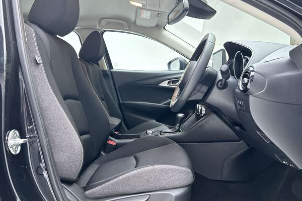 2025 Mazda CX-3 G20 Pure DK thumb-12