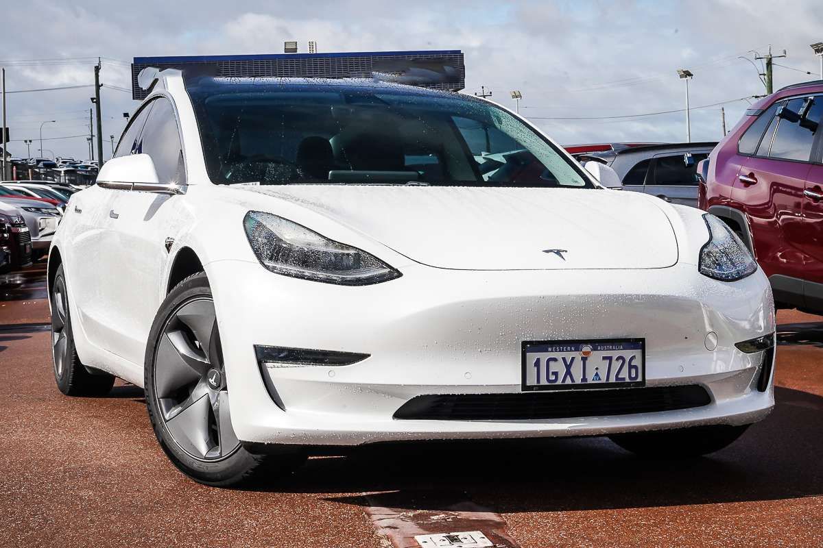 2019 Tesla Model 3 Standard Range Plus