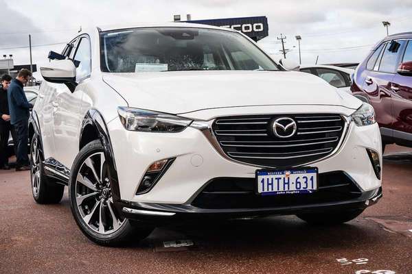 2022 Mazda CX-3 sTouring DK