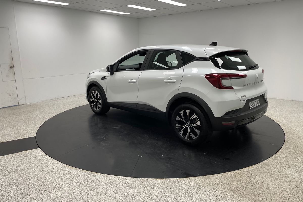 2025 Mitsubishi ASX LS XE