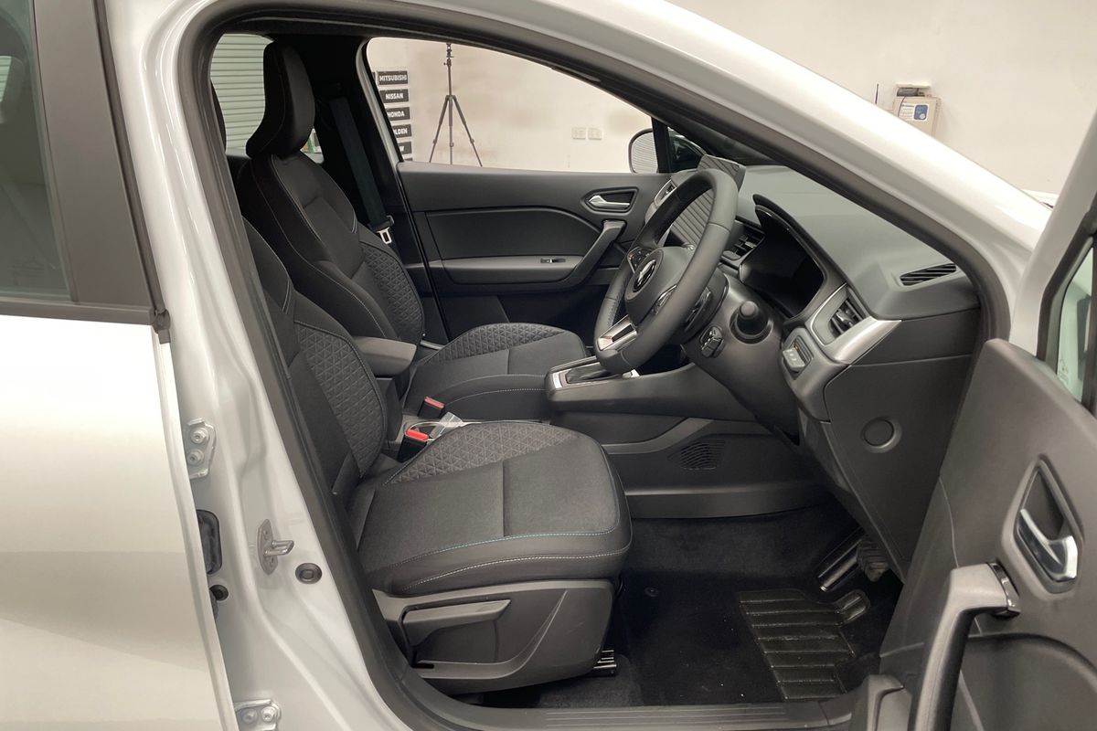 2025 Mitsubishi ASX LS XE