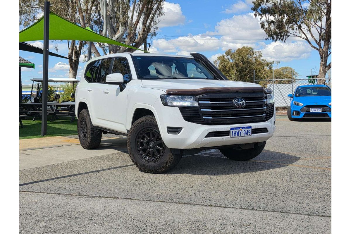 2023 Toyota Landcruiser GX FJA300R