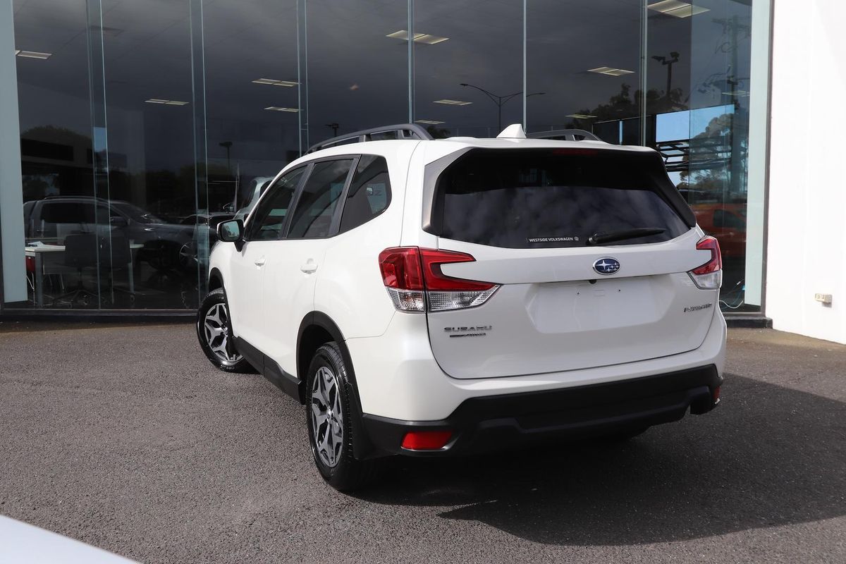 2023 Subaru Forester 2.5i S5