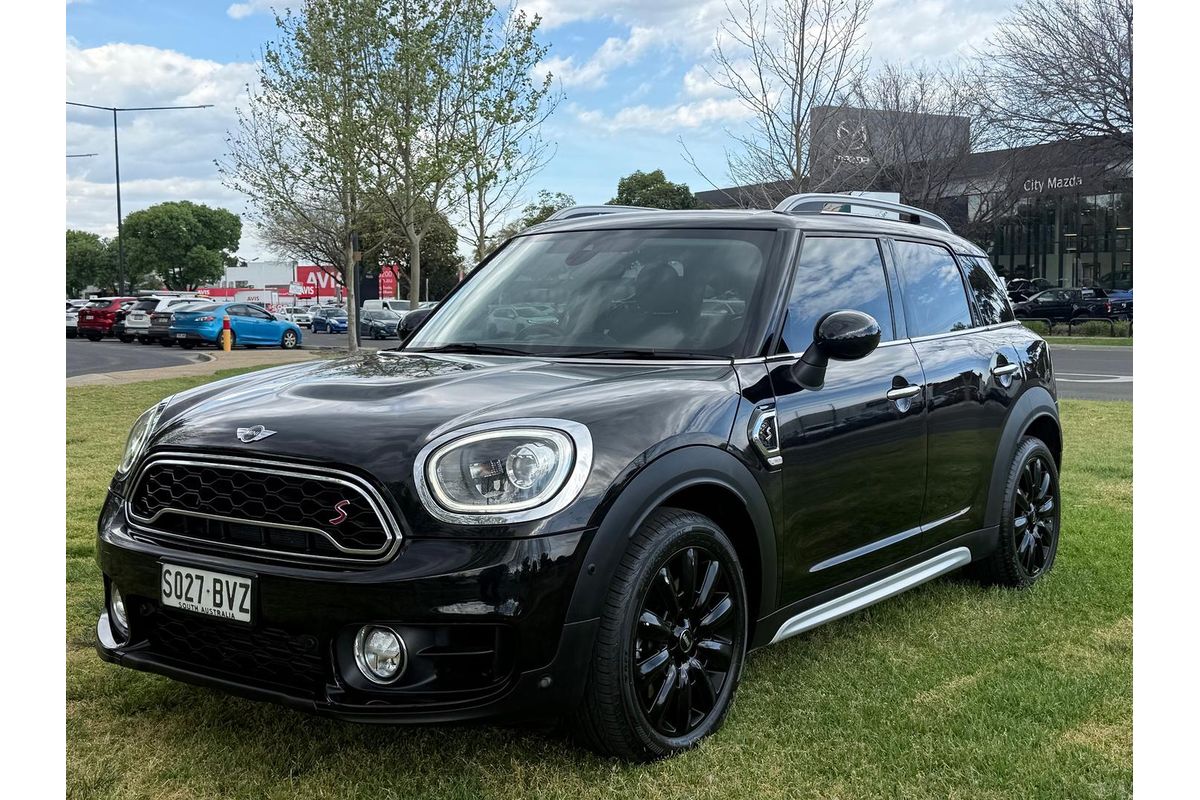 2017 MINI Countryman Cooper S F60