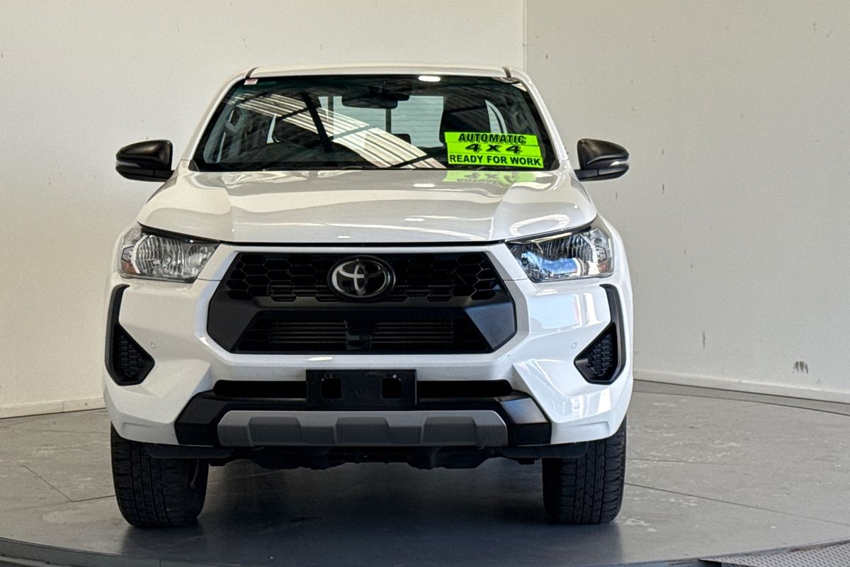 2025 Toyota Hilux