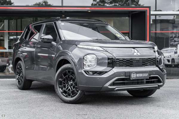 2025 Mitsubishi Outlander LS ZM