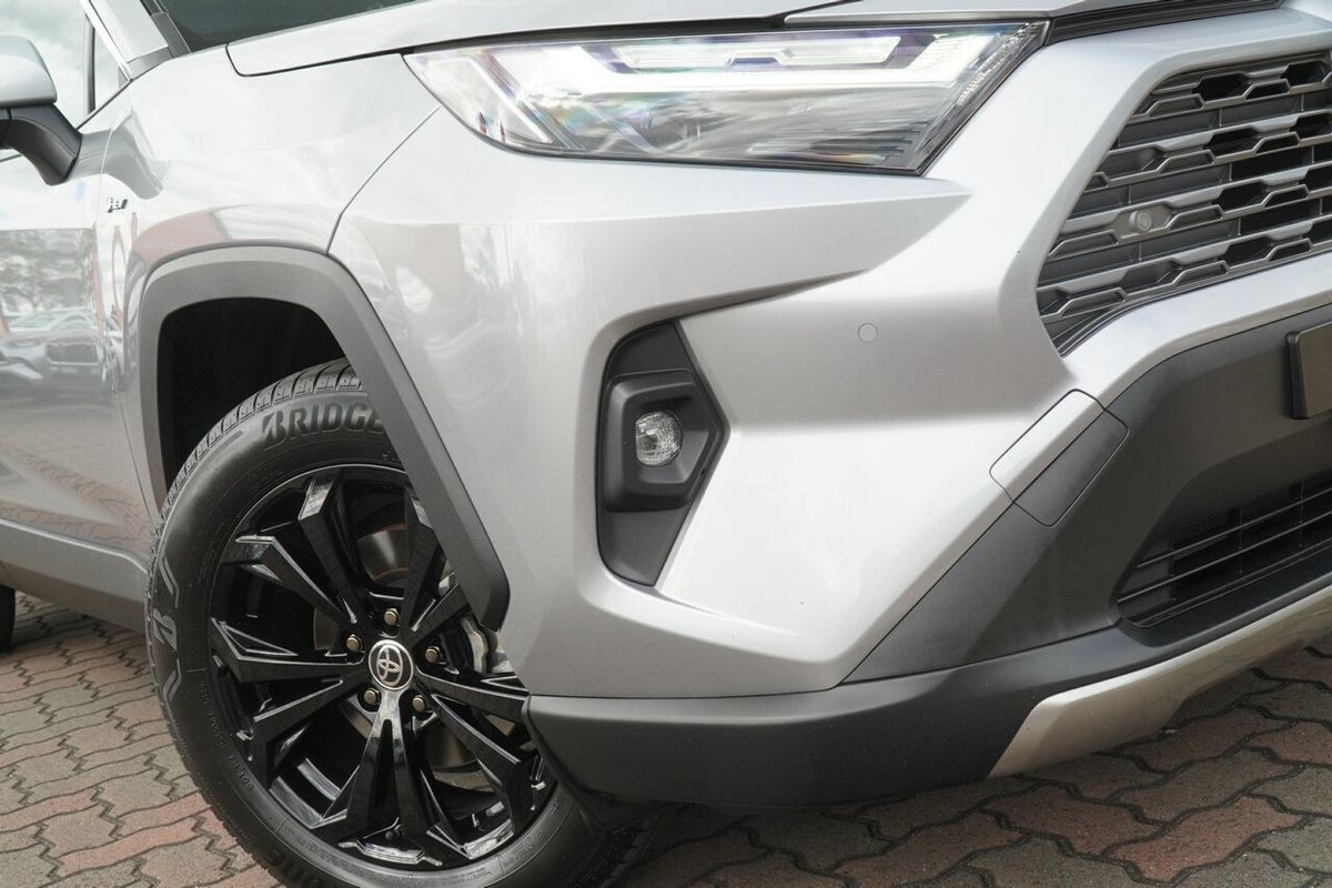 2025 Toyota RAV4 Cruiser AXAH54R