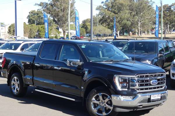 2023 Ford F-150 Lariat 4X4 LWB