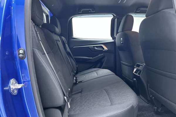 2025 Isuzu D-MAX LS-U 4X4 thumb-11