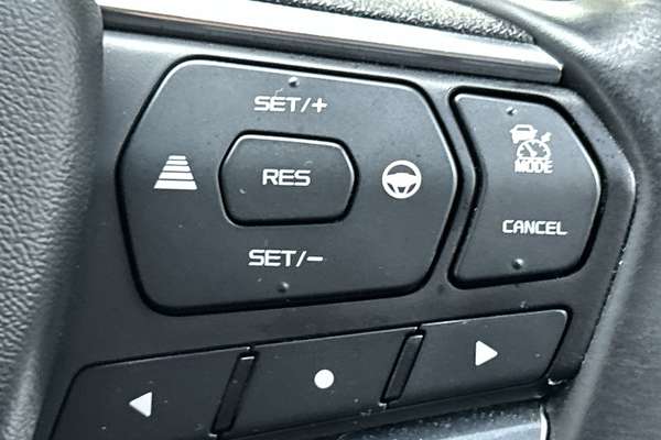 2025 Isuzu D-MAX LS-U 4X4 thumb-14