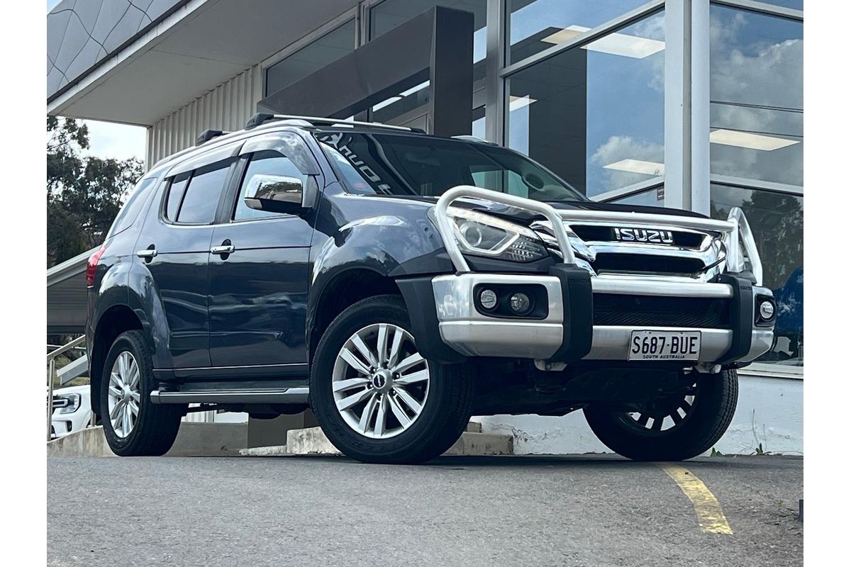 2018 Isuzu MU-X LS-T