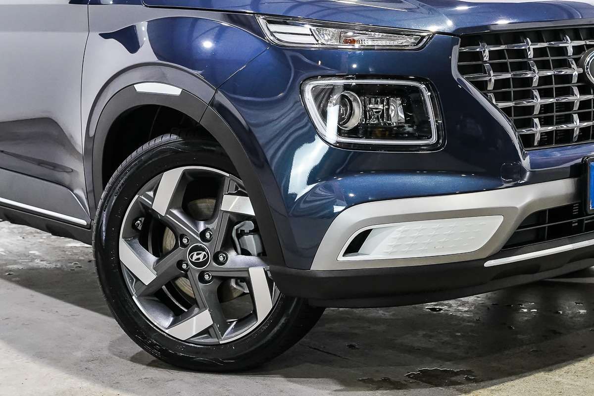 2025 Hyundai Venue Elite QX.V5