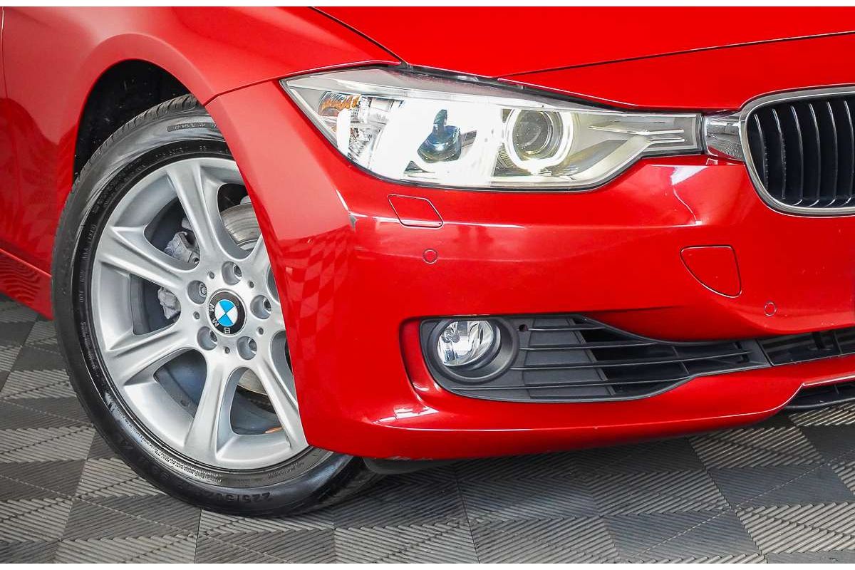 2012 BMW 3 Series 320i F30