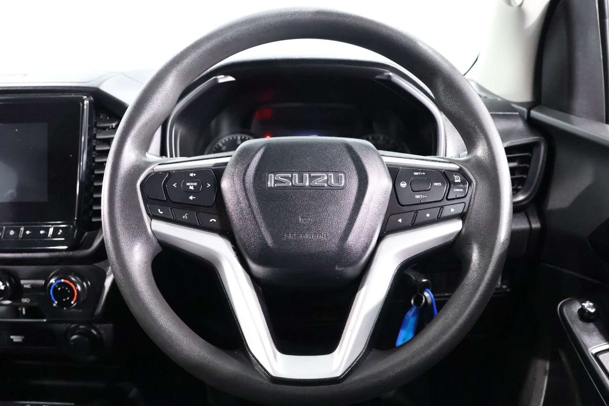 2022 Isuzu D-MAX SX 4X4