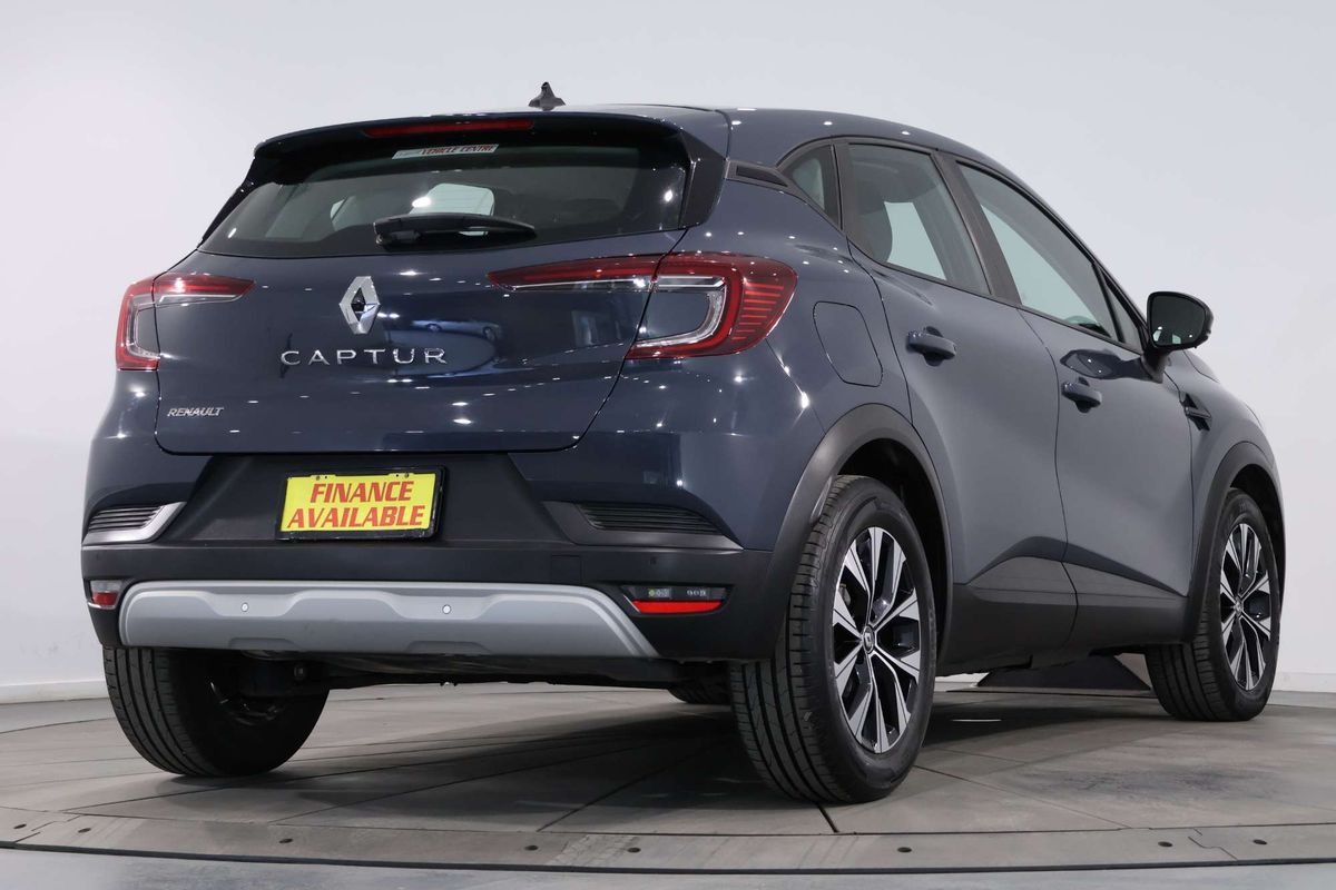 2023 Renault Captur Life XJB