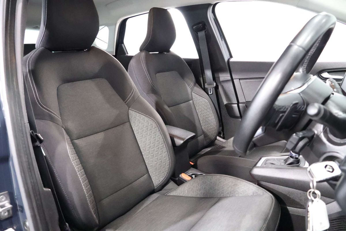2023 Renault Captur Life XJB
