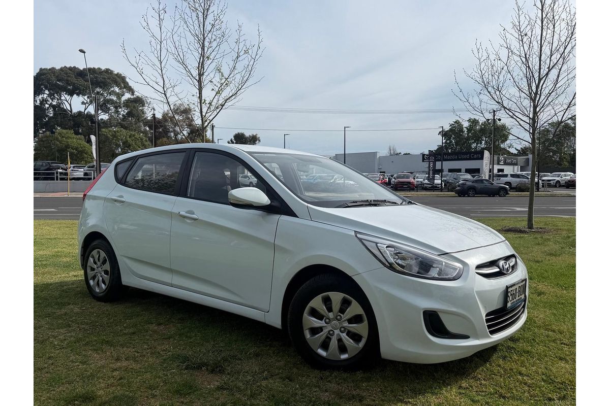 2016 Hyundai Accent Active RB4