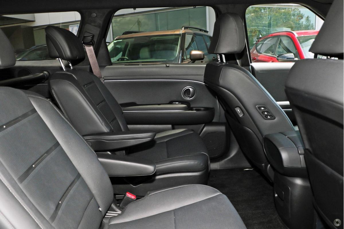2025 Hyundai Palisade Calligraphy LX3.V1