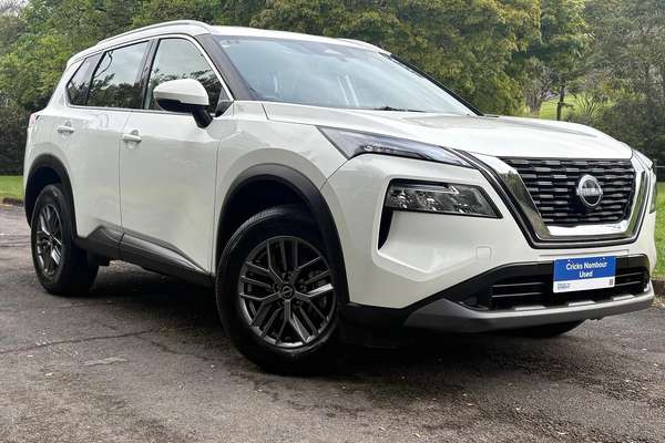 2025 Nissan X-TRAIL ST T33