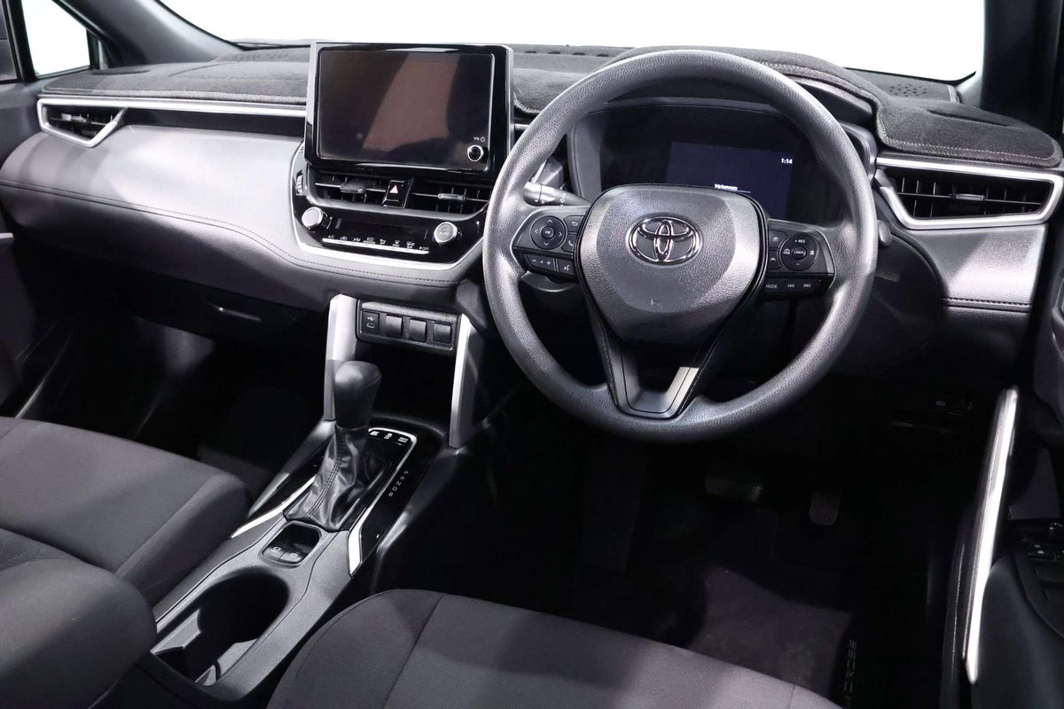 2024 Toyota Corolla Cross GX MXGH10R