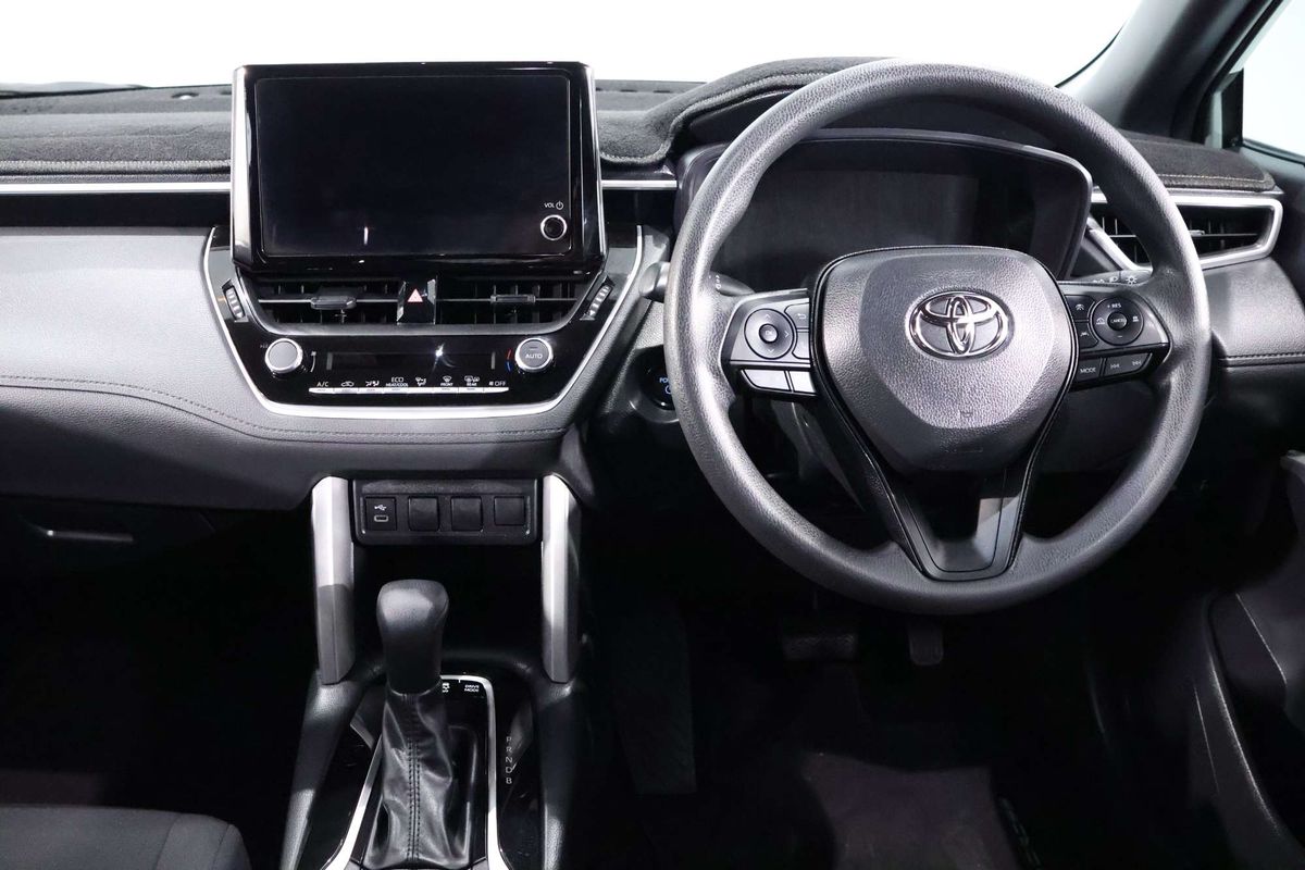 2024 Toyota Corolla Cross GX MXGH10R