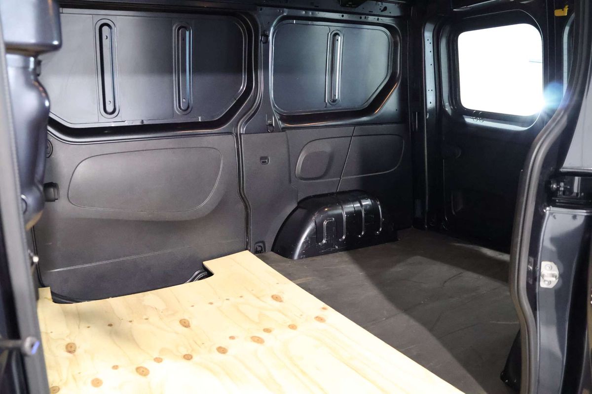 2023 Renault Trafic Premium X82 SWB Low Roof