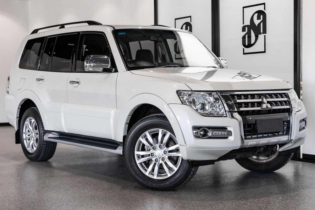 2017 Mitsubishi Pajero GLX NX