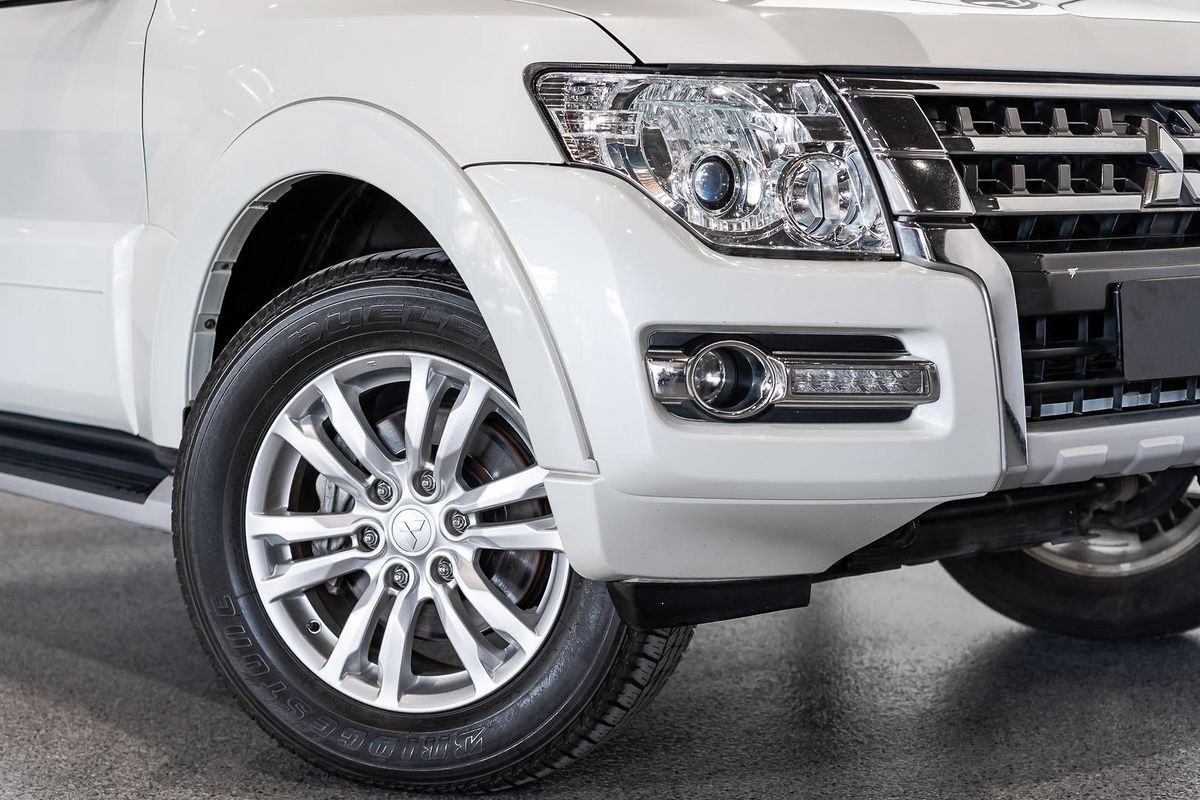2017 Mitsubishi Pajero GLX NX