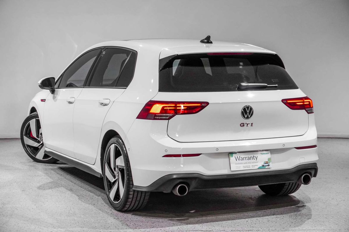 2021 Volkswagen Golf GTI 8