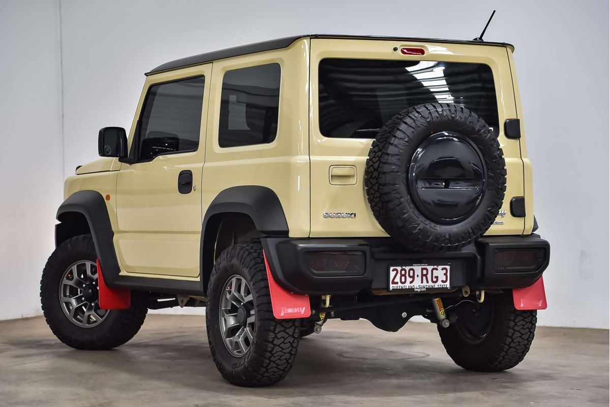 2023 Suzuki Jimny GLX GJ