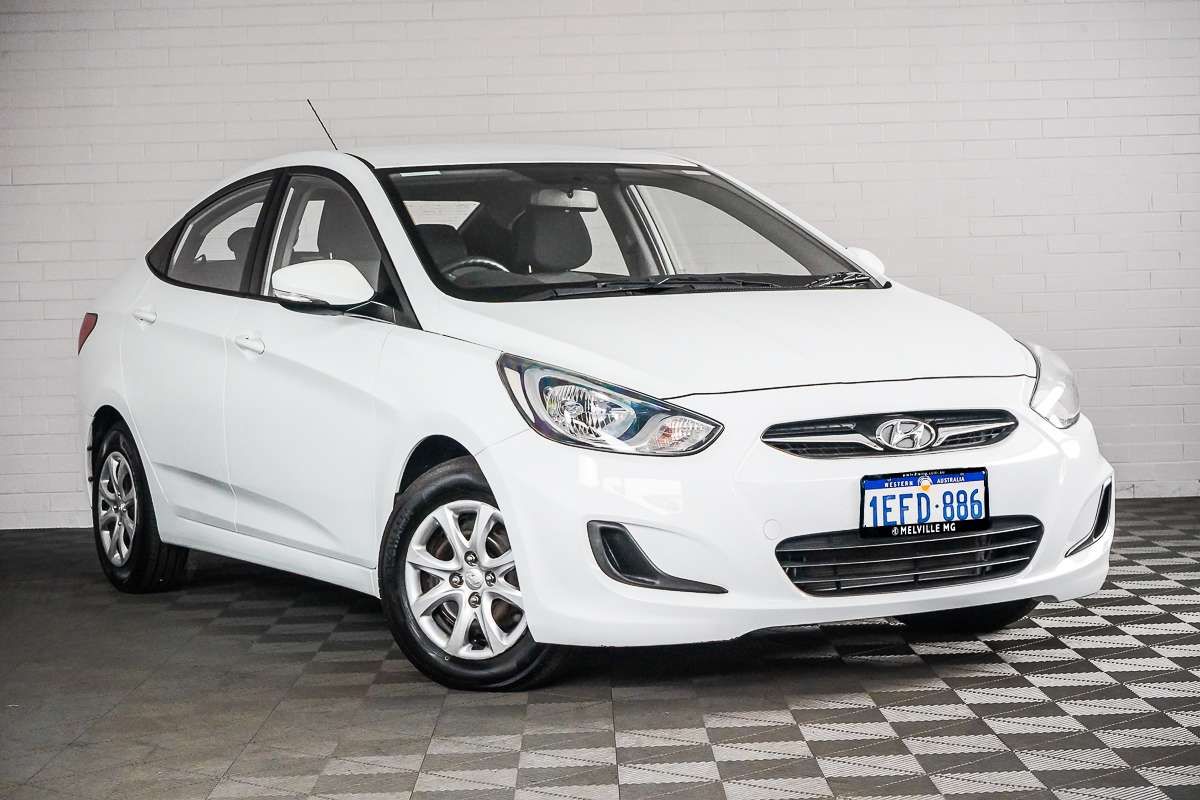 2013 Hyundai Accent Active RB