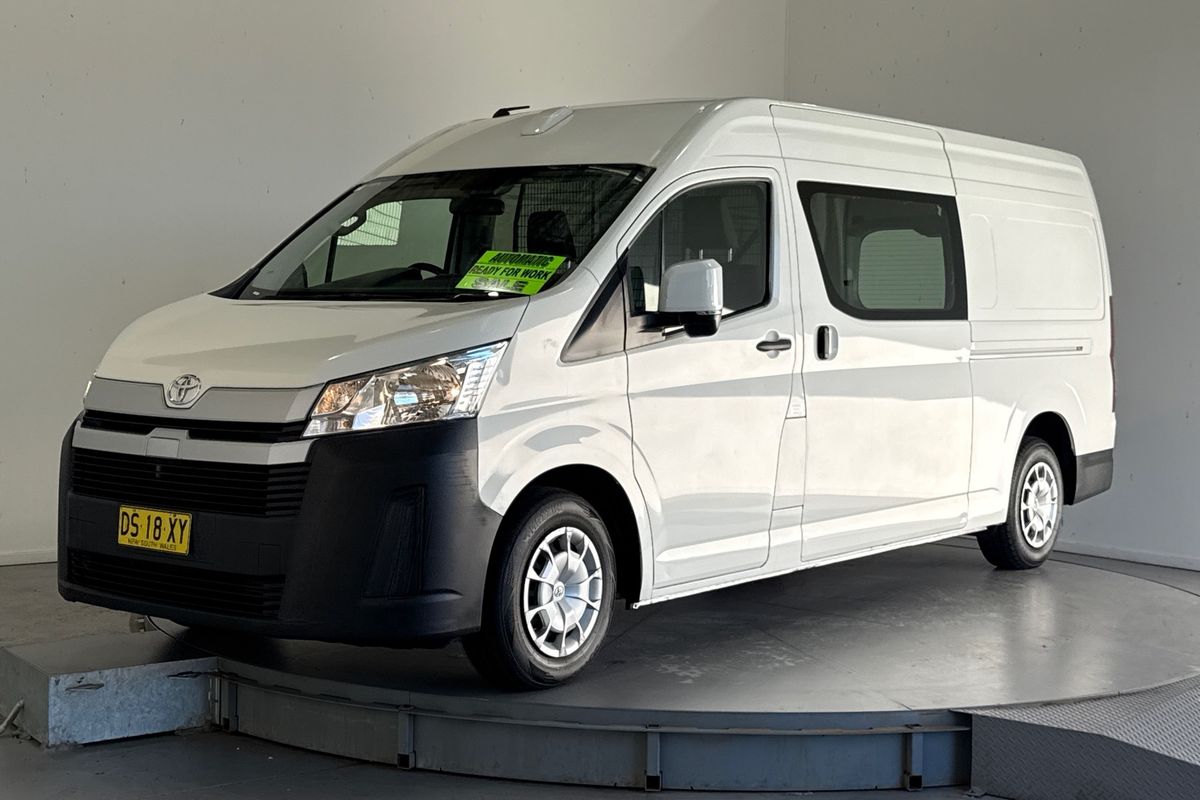 2022 Toyota Hiace GDH320R ELWB High Roof