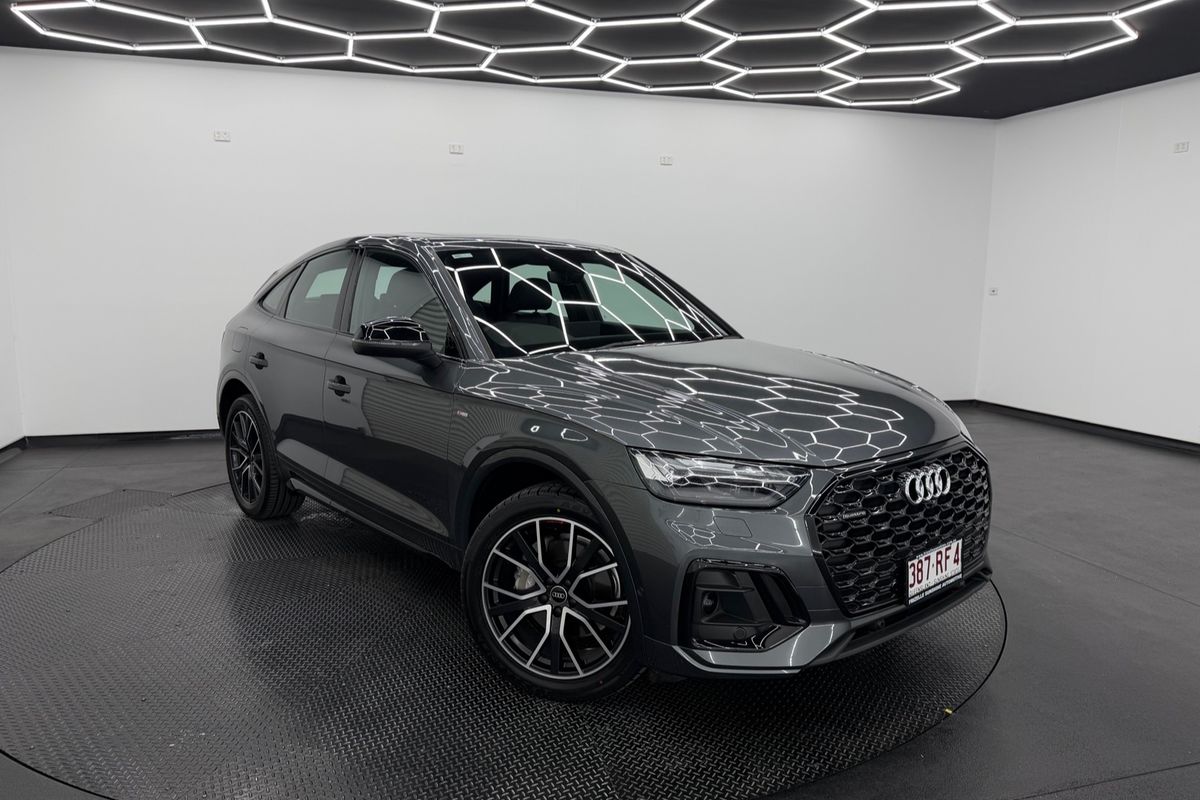 2022 Audi Q5 45 TFSI S line FY