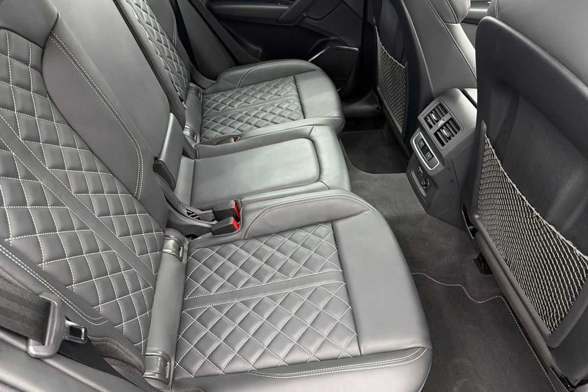 2022 Audi Q5 45 TFSI S line FY