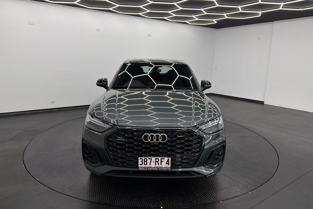 2022 Audi Q5 45 TFSI S line FY