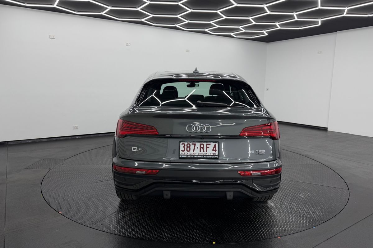 2022 Audi Q5 45 TFSI S line FY