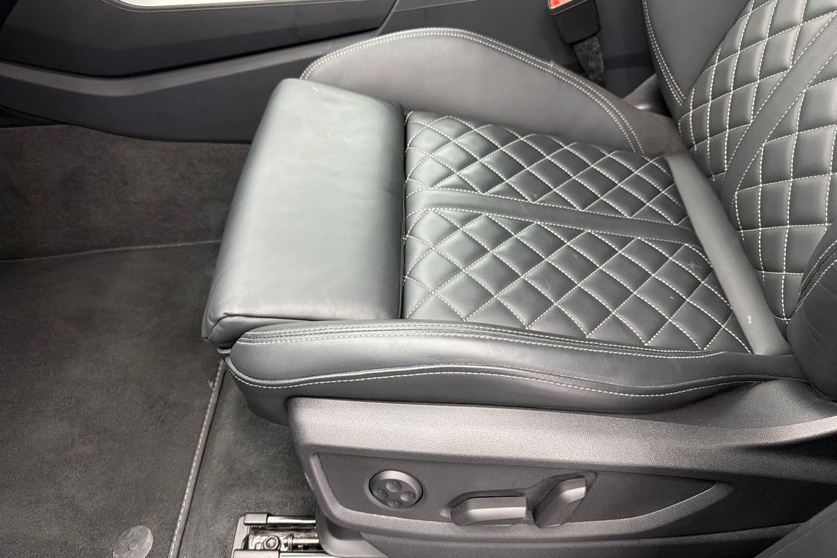 2022 Audi Q5 45 TFSI S line FY