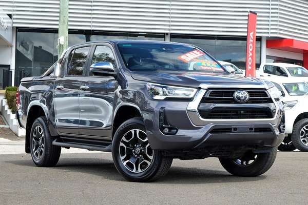 2023 Toyota Hilux SR5 GUN126R 4X4
