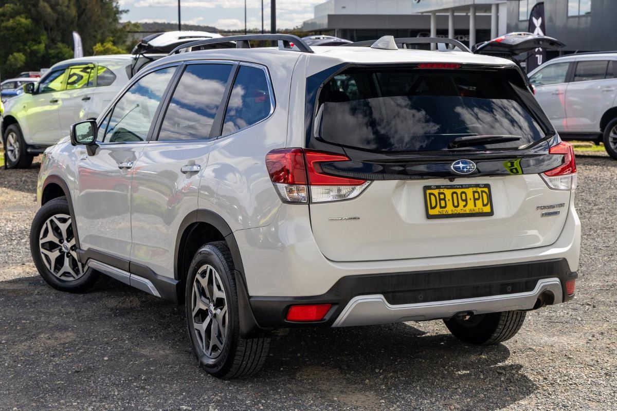 2021 Subaru Forester Hybrid L S5