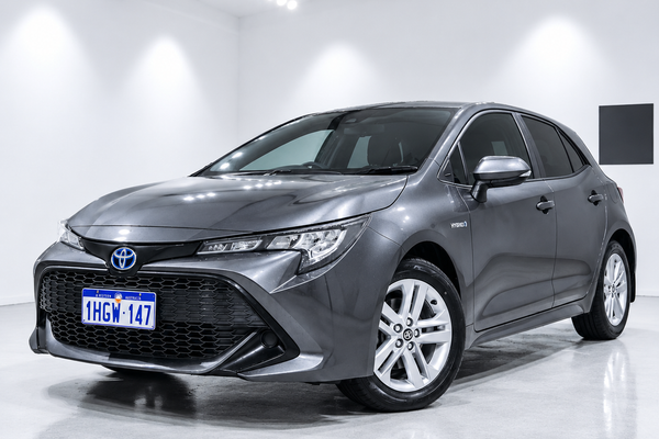 2021 Toyota Corolla ASCENT SPORT HYBRID ZWE211R