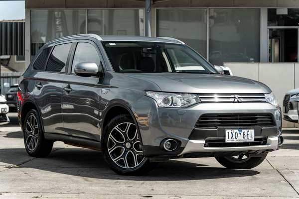 2014 Mitsubishi Outlander PHEV ZJ