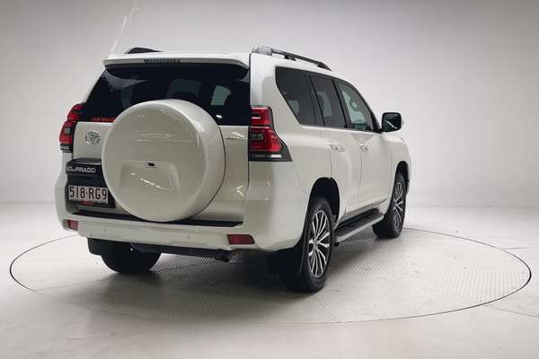 2023 Toyota Landcruiser Prado Kakadu GDJ150R thumb-1