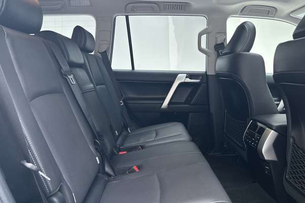 2023 Toyota Landcruiser Prado Kakadu GDJ150R thumb-11