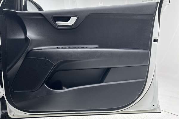 2023 Kia Stonic S YB thumb-17