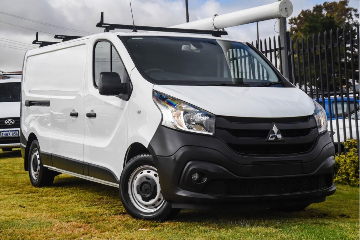 2020 Mitsubishi Express GLX SN LWB