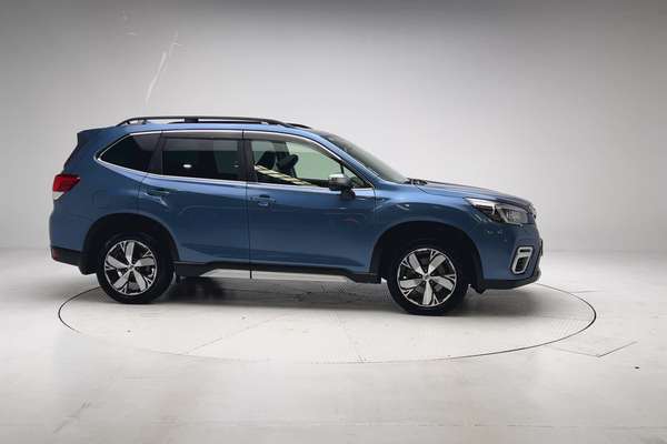 2020 Subaru Forester 2.5i-S S5 thumb-3