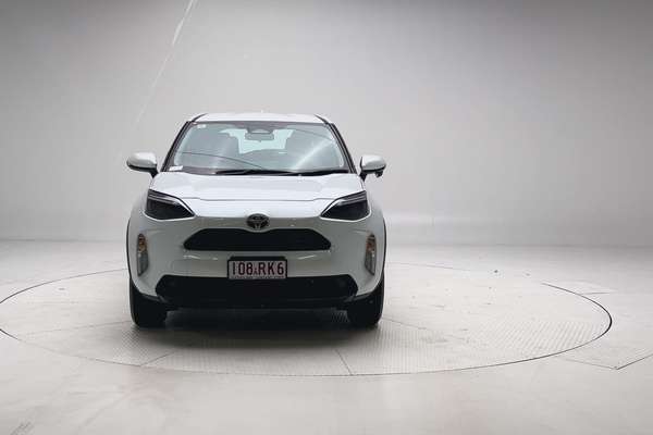 2025 Toyota Yaris Cross GX MXPJ10R thumb-4