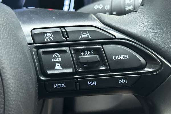 2025 Toyota Yaris Cross GX MXPJ10R thumb-14
